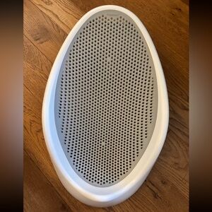 Angelcare baby bath support - made in Canada